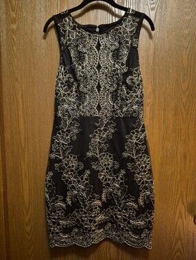 Guess Black Gold Metallic Embroidered Sleeveless Cocktail Dress Size 4